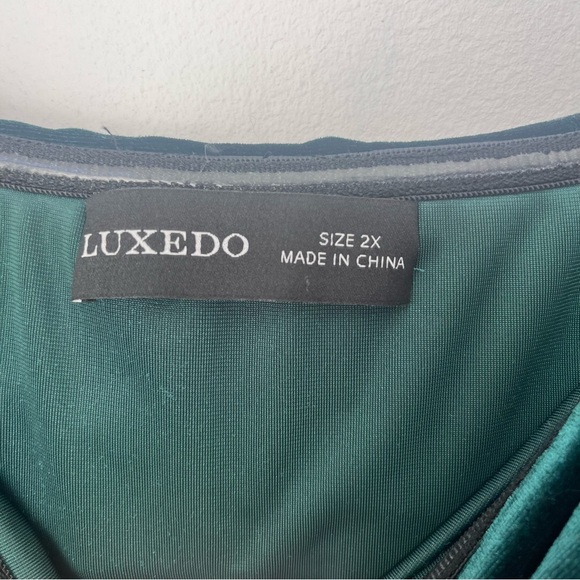 Luxedo Size 2X NWT Emerald Green Formal Dress - Picture 7 of 13